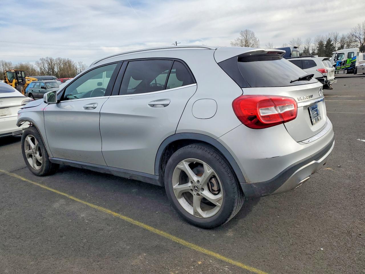2019 MERCEDES-BENZ GLA 250 4MATIC photo 2