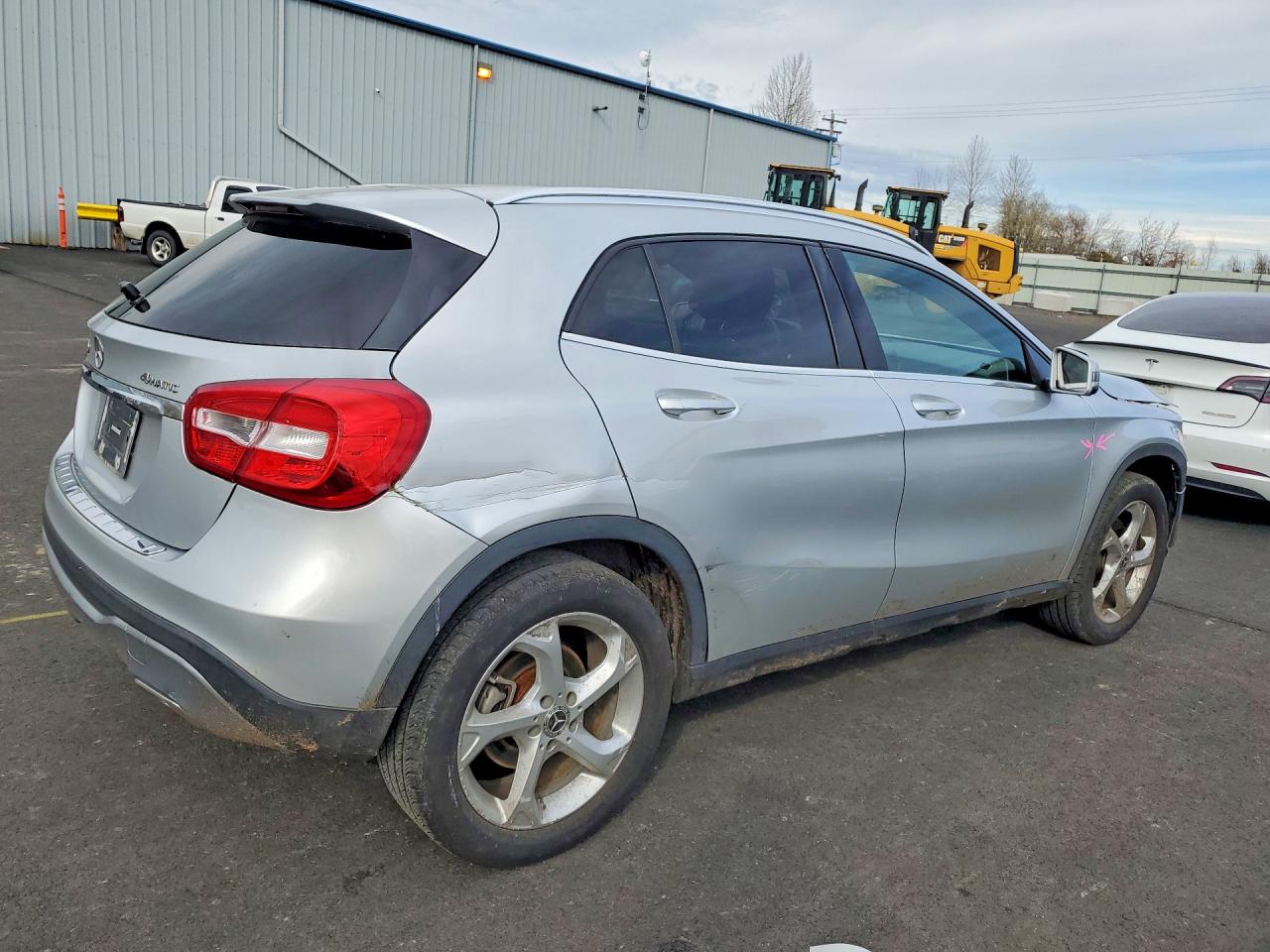 2019 MERCEDES-BENZ GLA 250 4MATIC photo 3