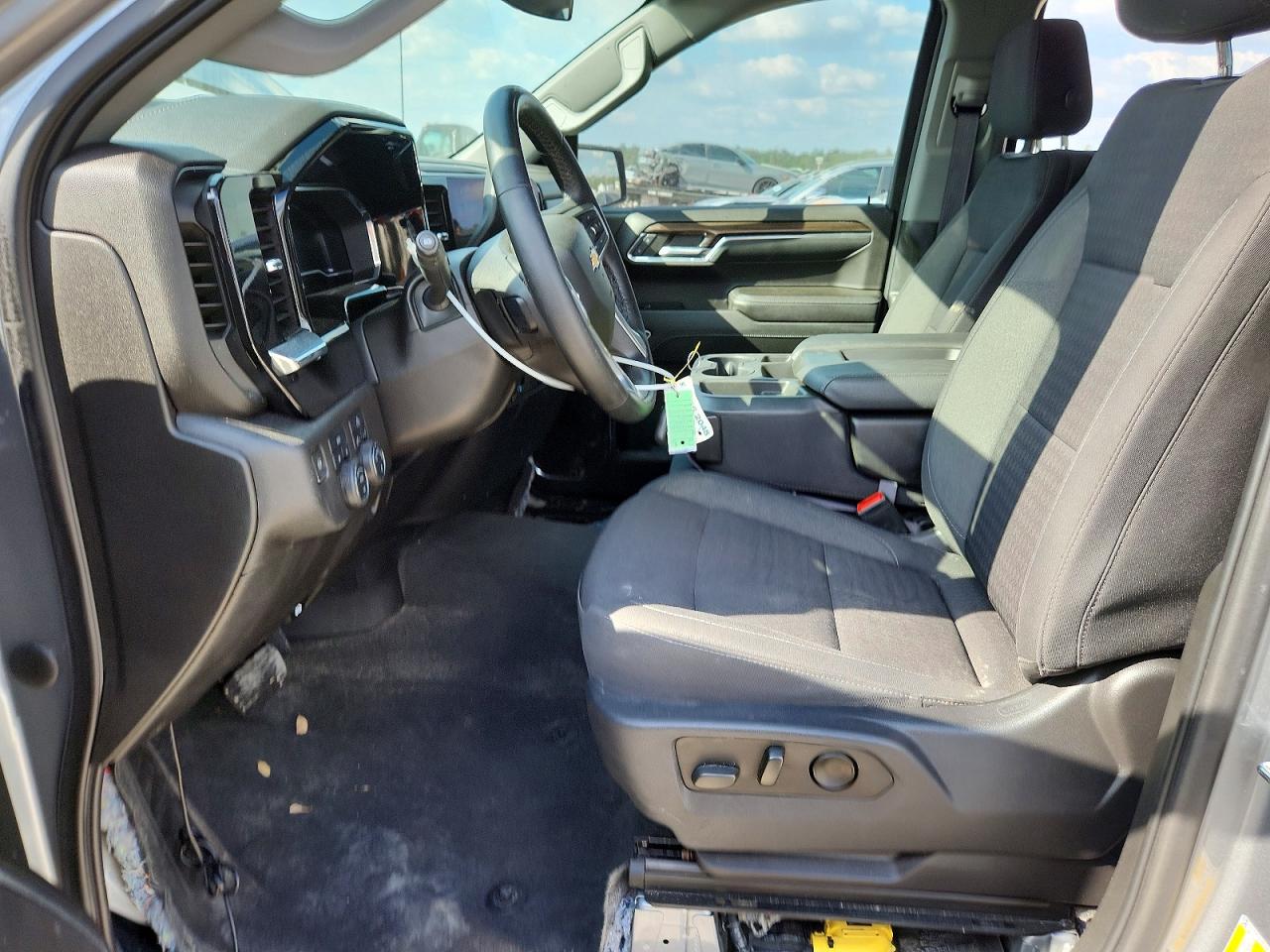 2023 CHEVROLET SILVERADO K1500 LT-L photo 19
