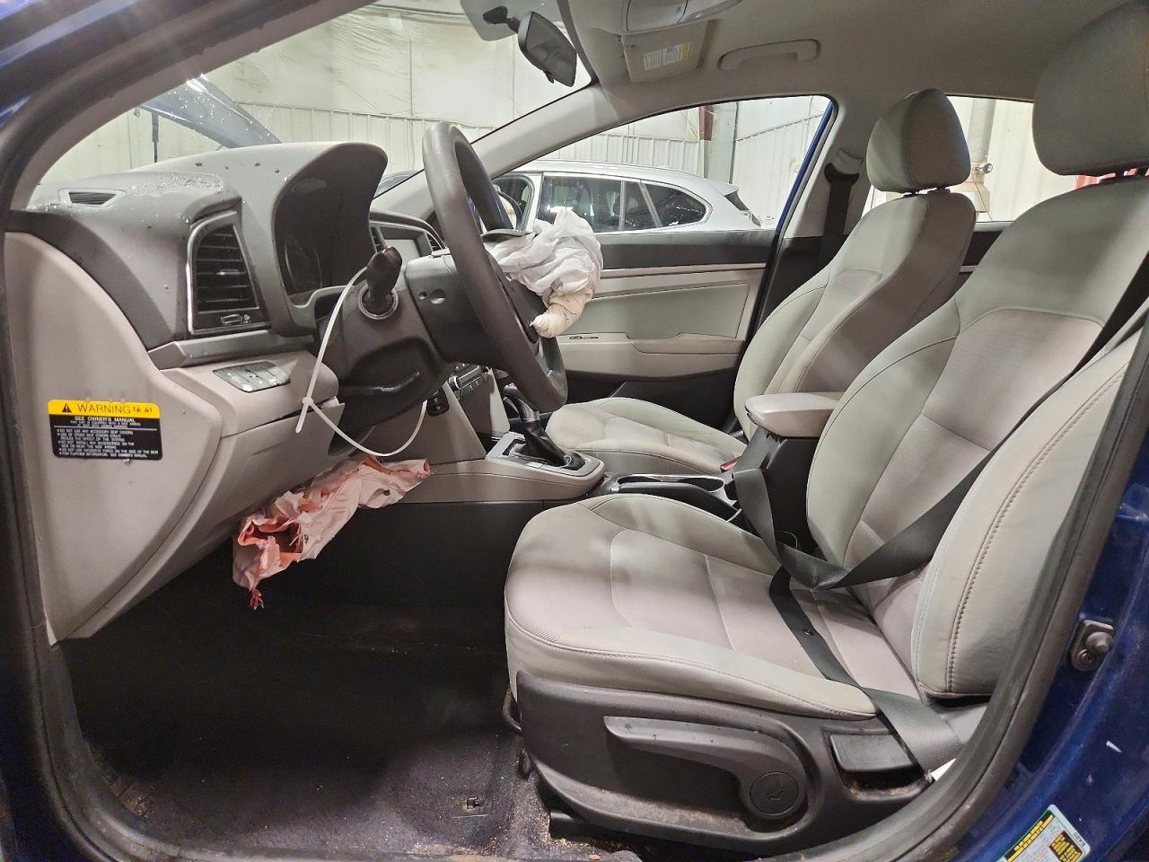 2017 HYUNDAI ELANTRA SE photo 13