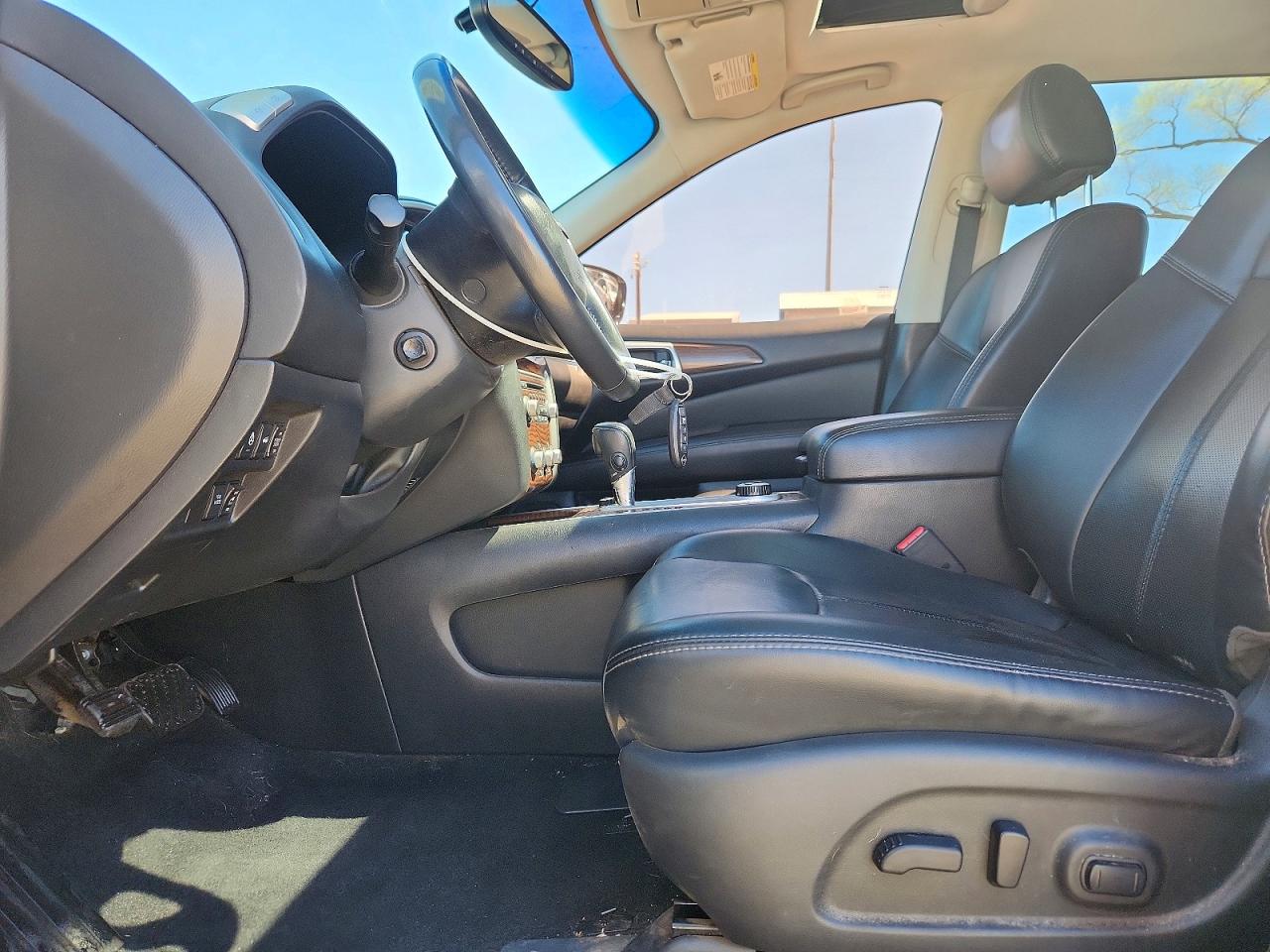 2017 NISSAN PATHFINDER PLATINUM photo 13