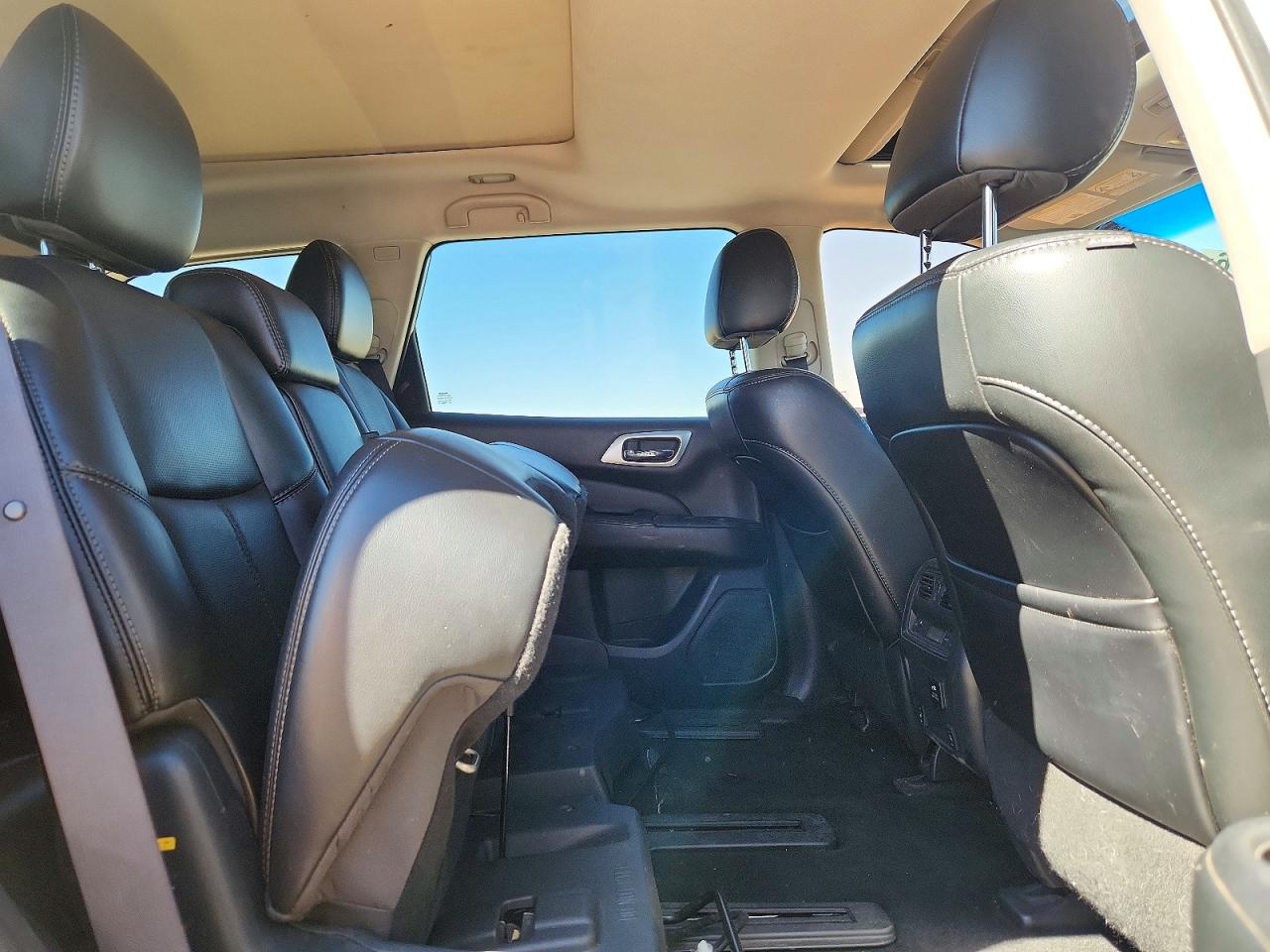 2017 NISSAN PATHFINDER PLATINUM photo 21
