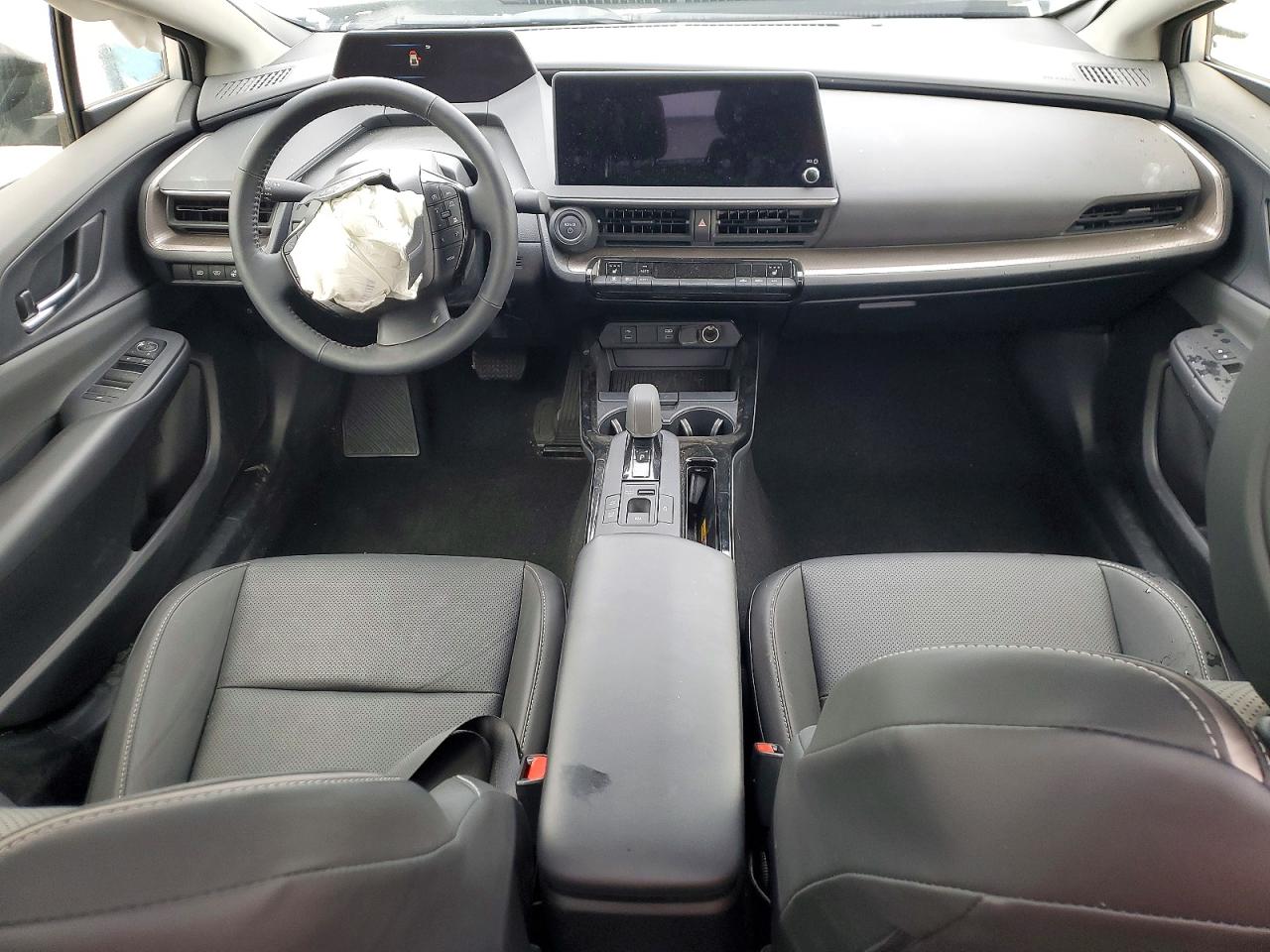 2025 TOYOTA PRIUS XLE photo 15