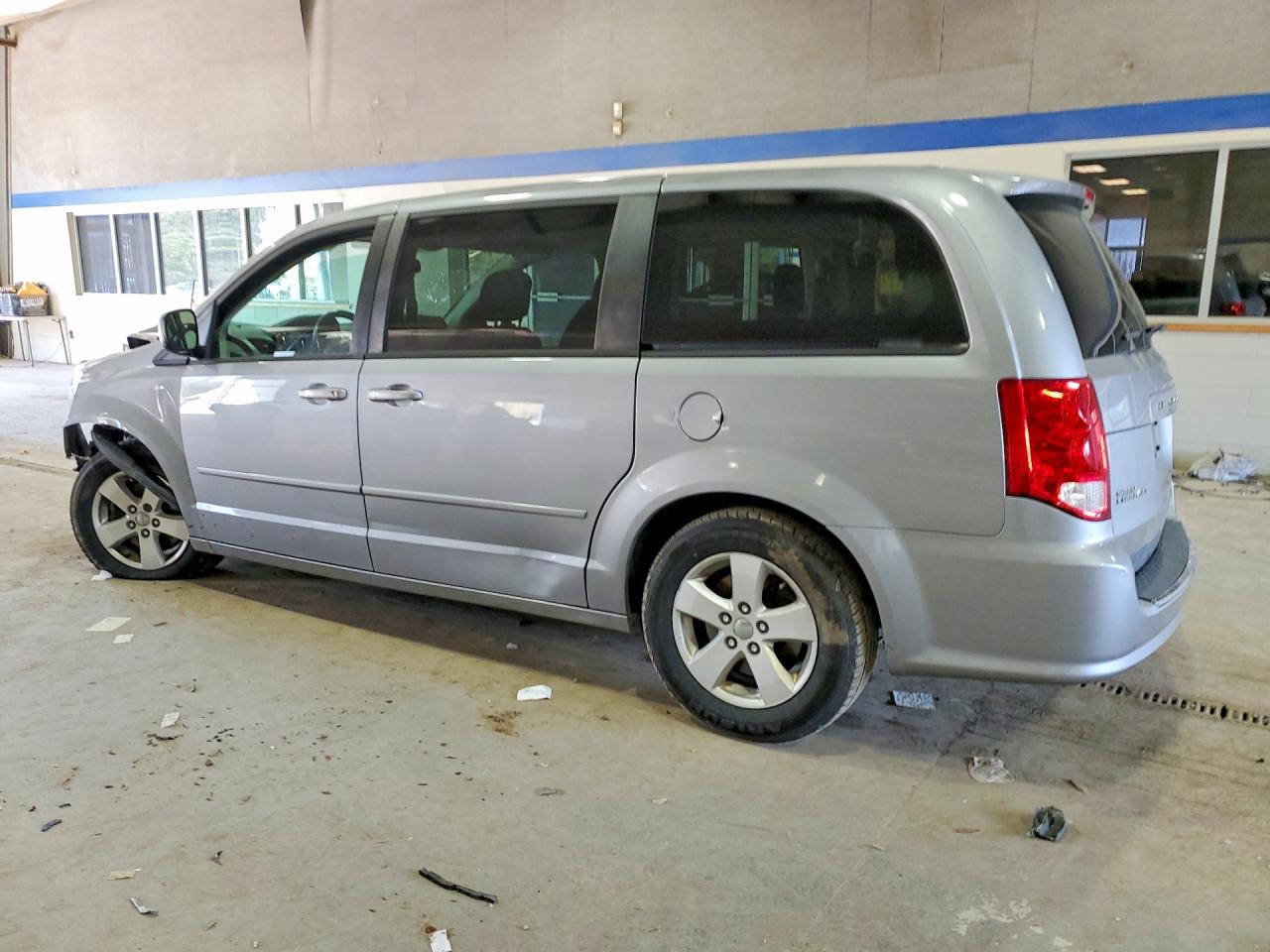 2013 DODGE GRAND CARAVAN SE photo 3