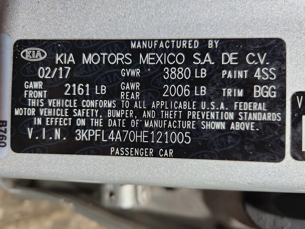 2017 KIA FORTE LX photo 25