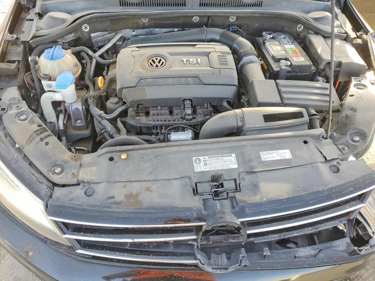 2016 VOLKSWAGEN JETTA SPORT photo 11
