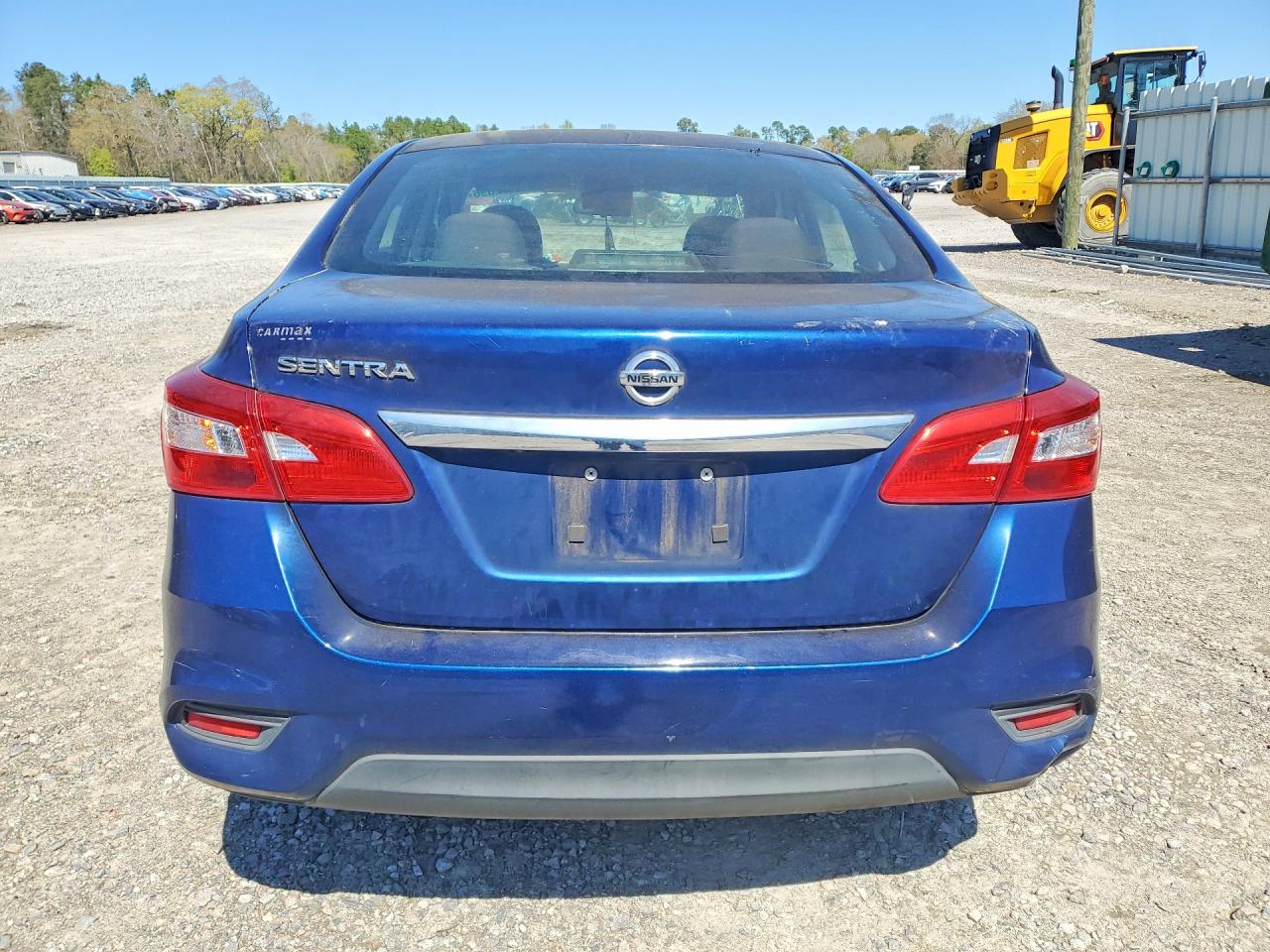 2018 NISSAN SENTRA S photo 6