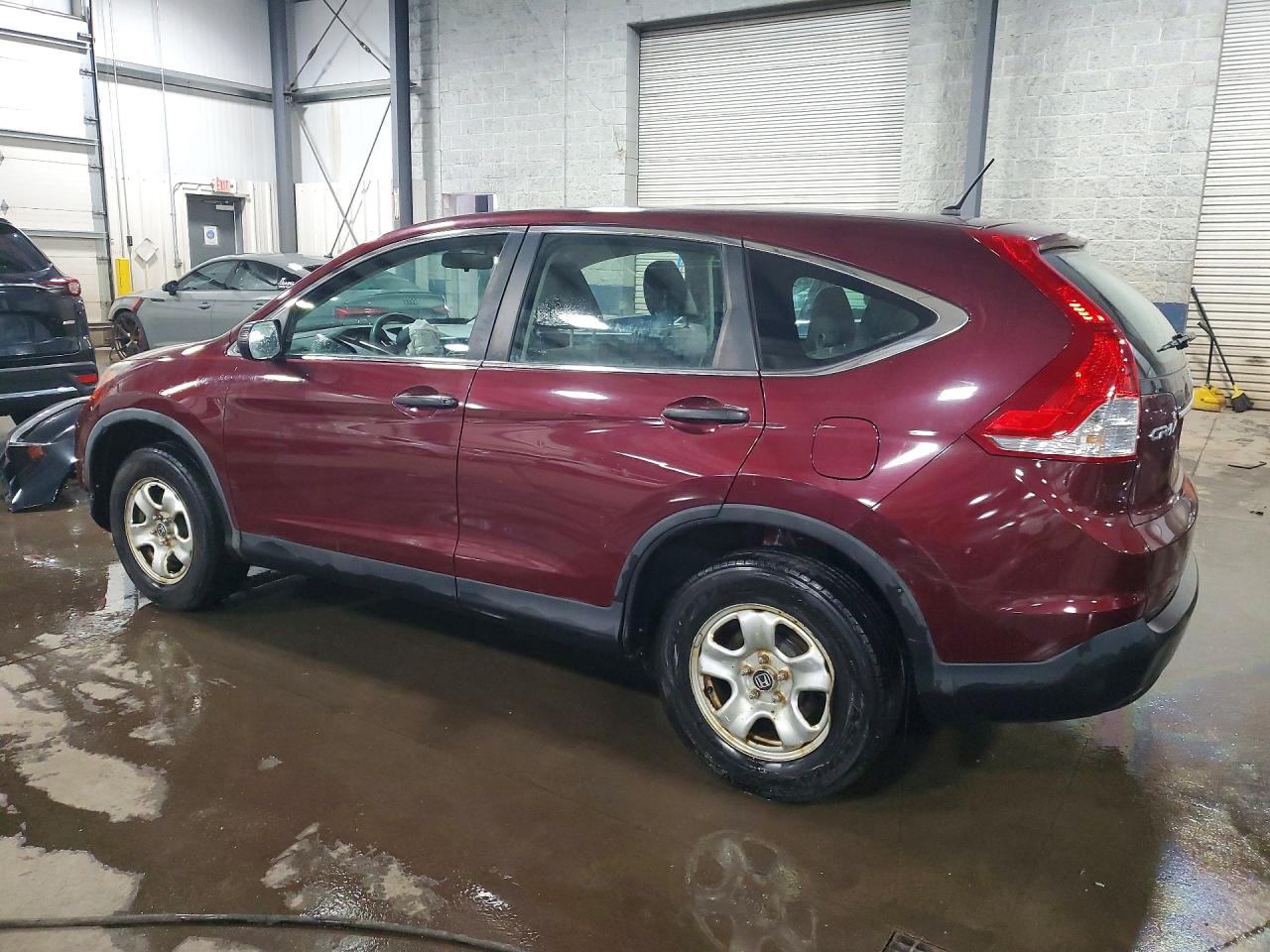 2014 HONDA CR-V LX photo 4