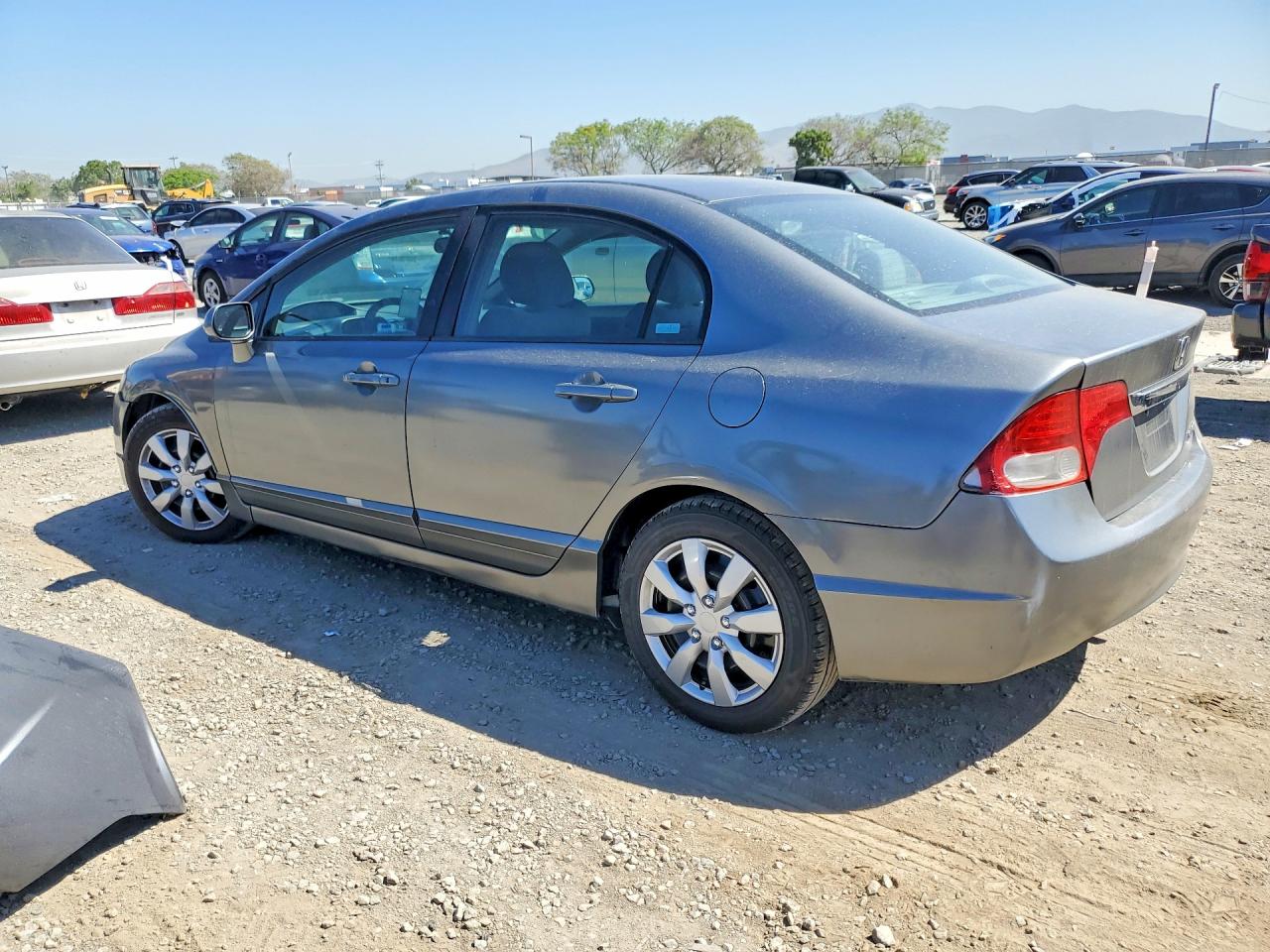 2009 HONDA CIVIC LX photo 2