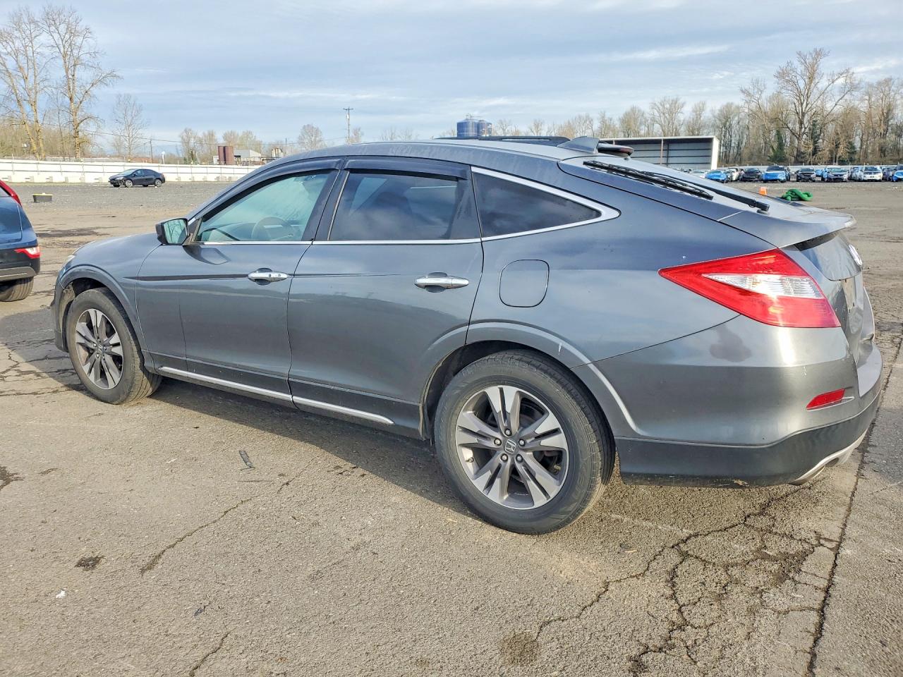 2014 HONDA CROSSTOUR EXL photo 2