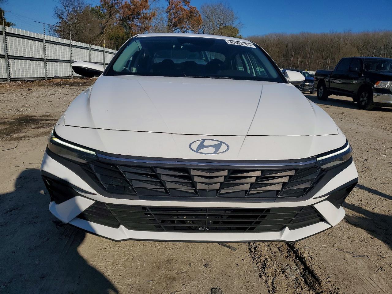 2025 HYUNDAI ELANTRA SE photo 13