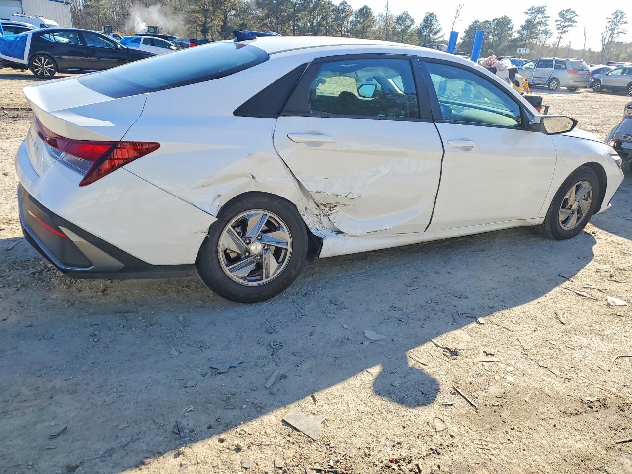 2025 HYUNDAI ELANTRA SE photo 7