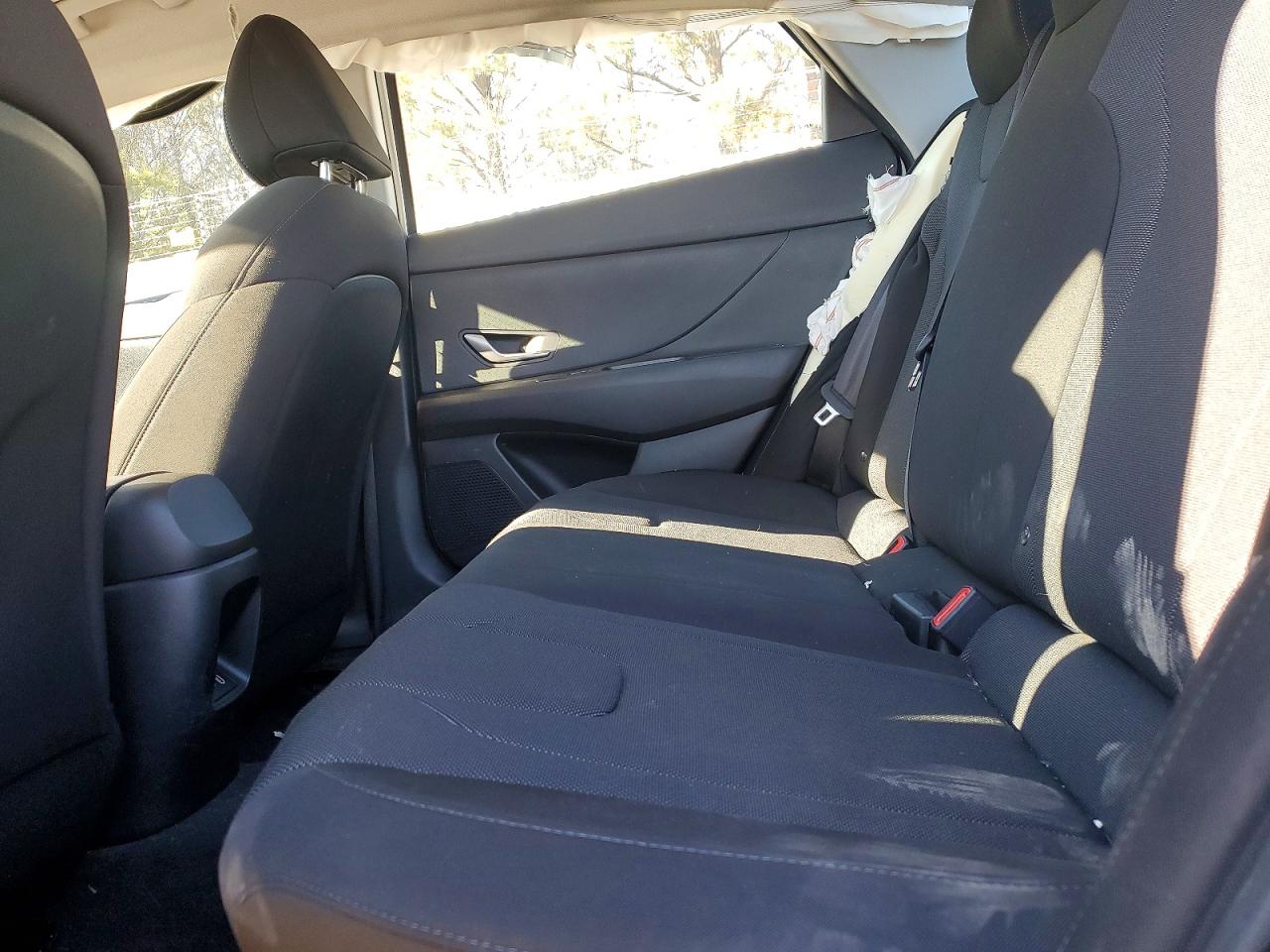 2025 HYUNDAI ELANTRA SE photo 28