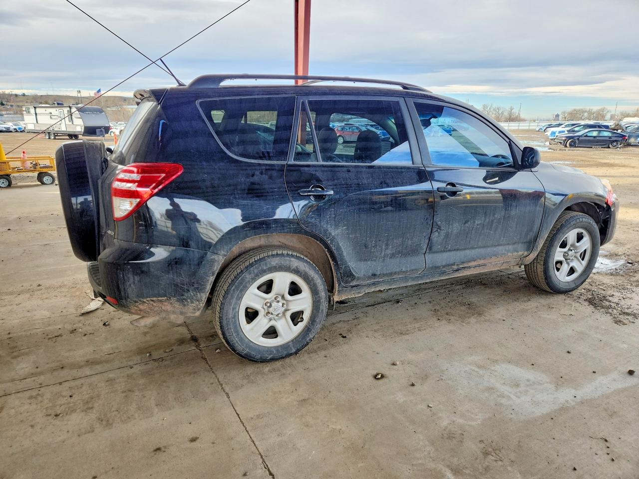 2011 TOYOTA RAV4 BASE photo 7