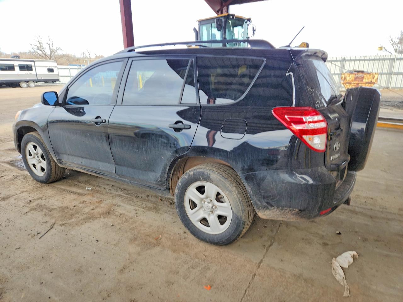 2011 TOYOTA RAV4 BASE photo 4