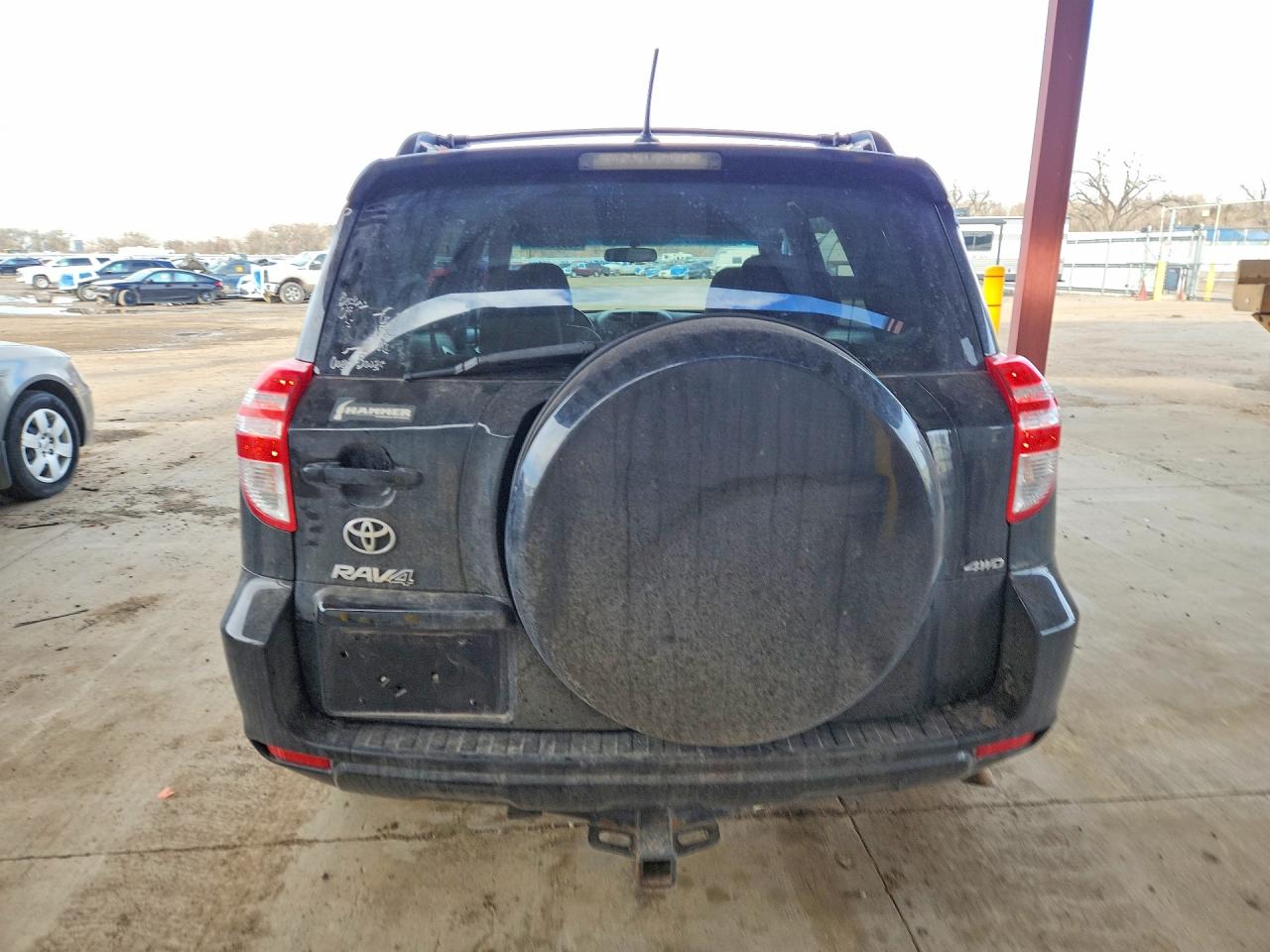 2011 TOYOTA RAV4 BASE photo 16