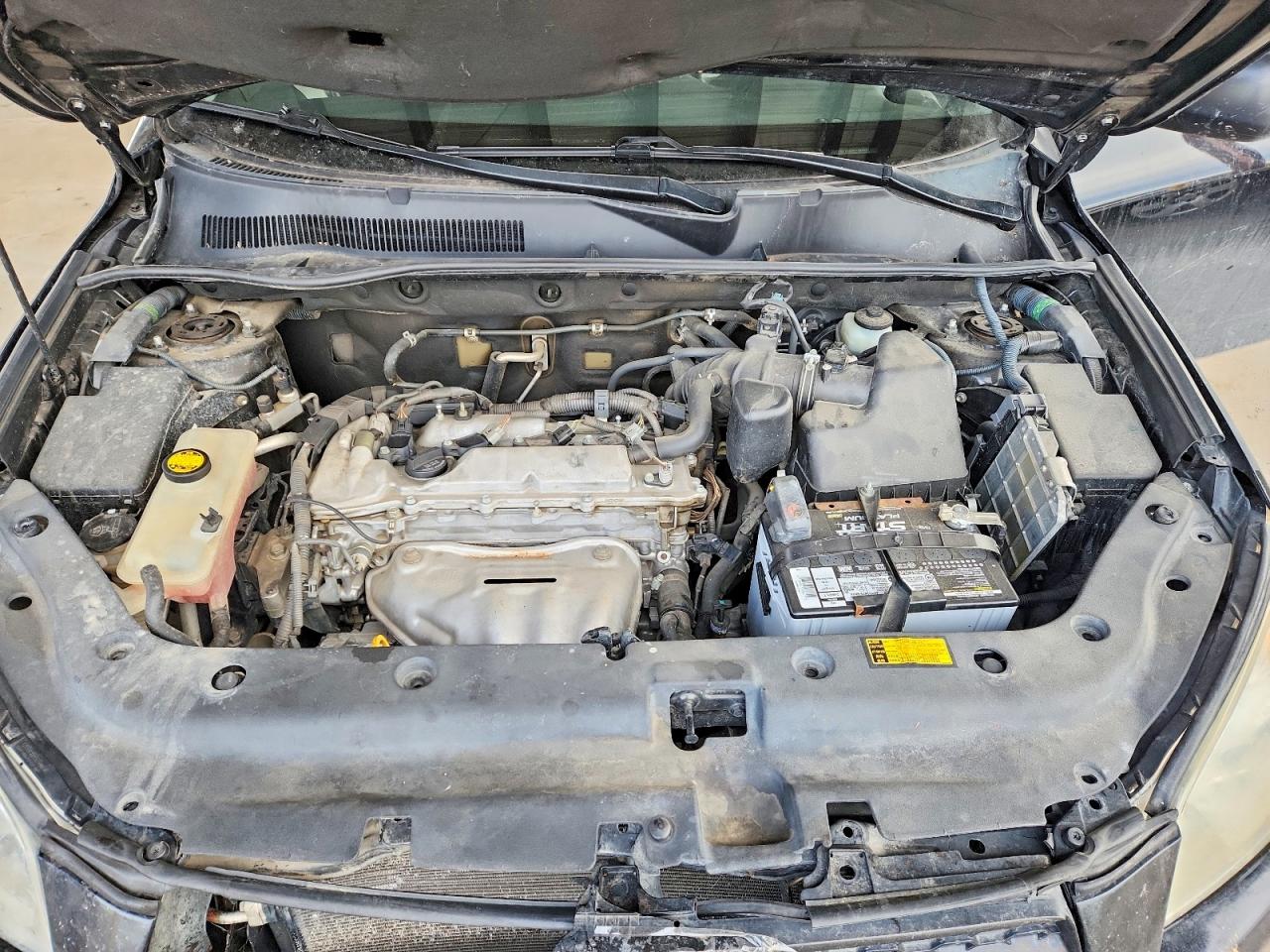 2011 TOYOTA RAV4 BASE photo 34