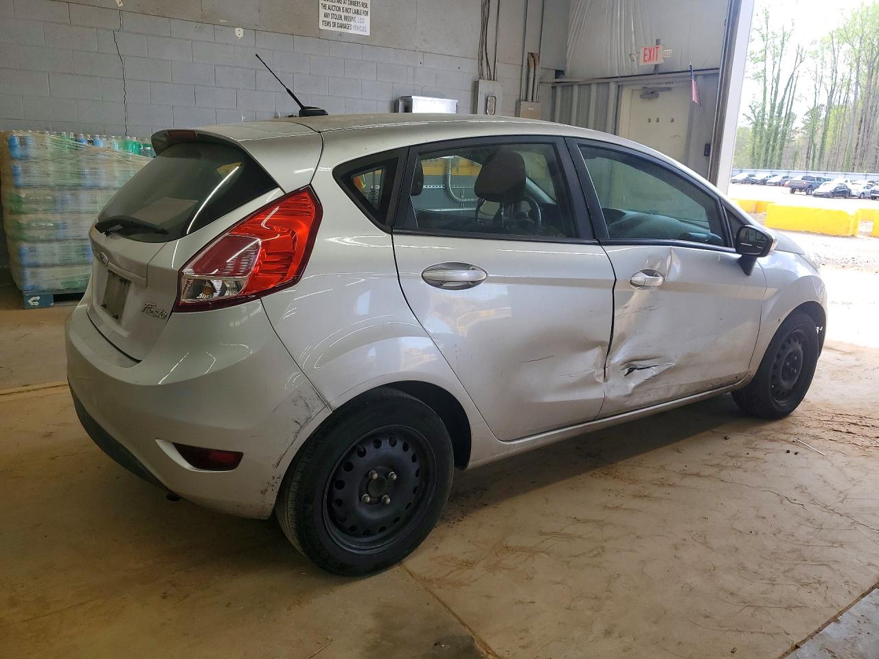 2016 FORD FIESTA S photo 3