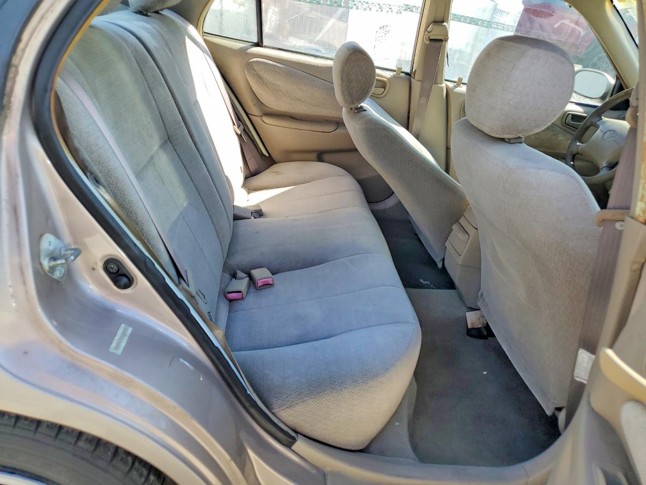 2001 TOYOTA COROLLA LE photo 10
