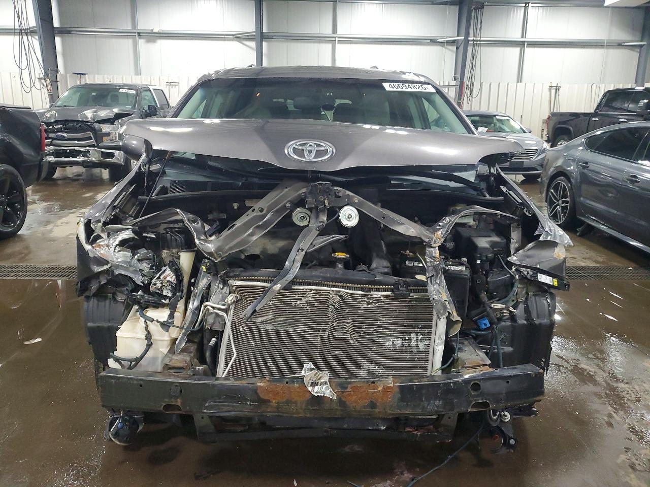 2013 TOYOTA SIENNA XLE 8-PASSENGER photo 5