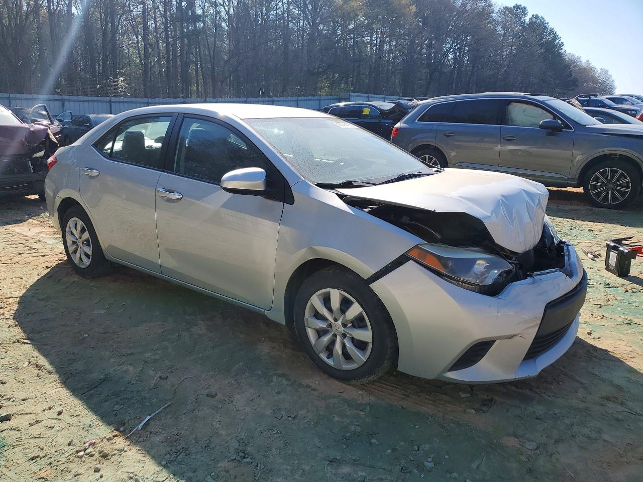 2014 TOYOTA COROLLA LE photo 10