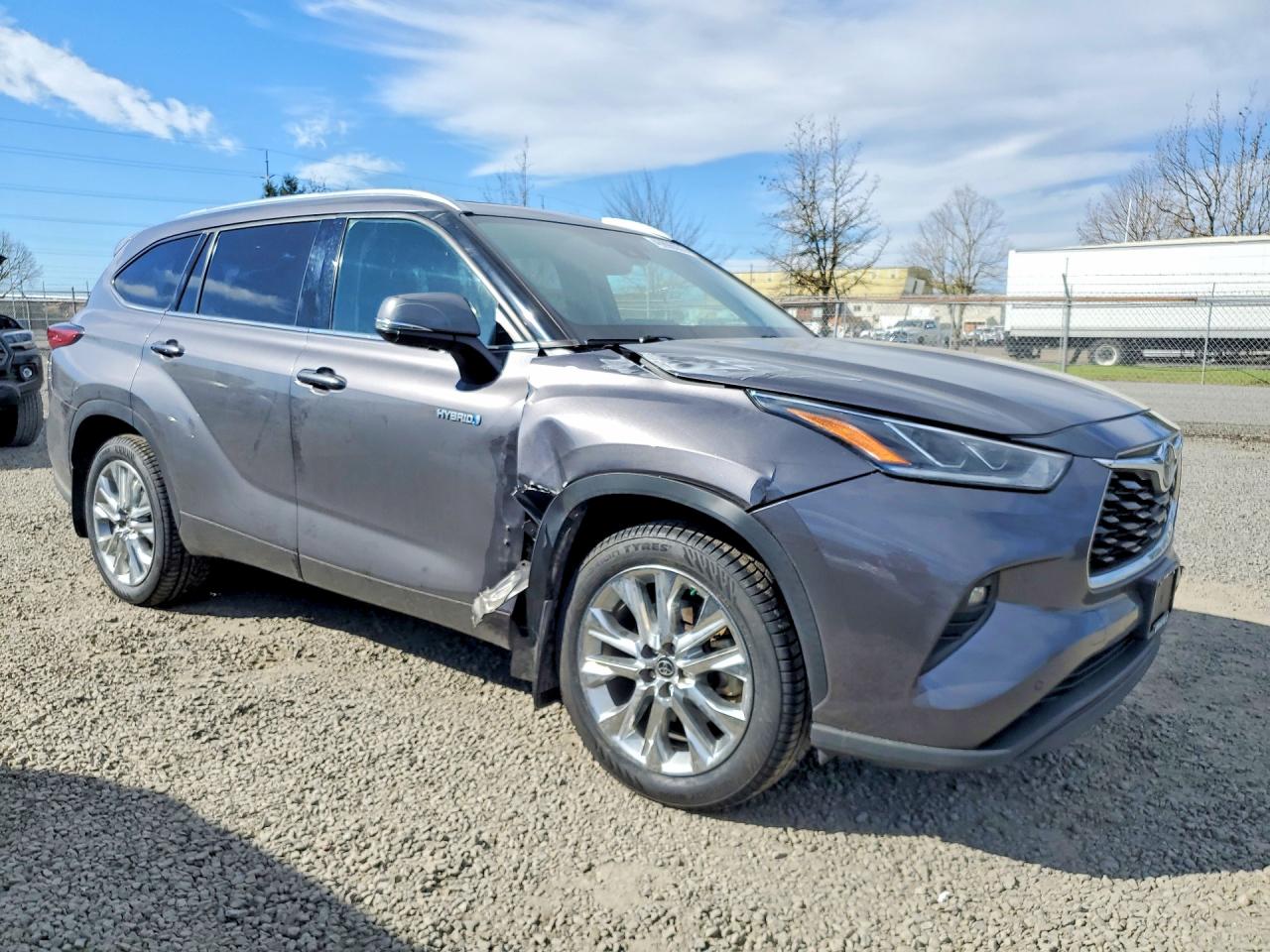 2021 TOYOTA HIGHLANDER HYBRID LIMITED photo 4
