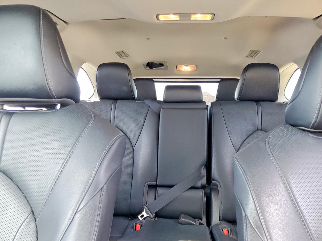 2021 TOYOTA HIGHLANDER HYBRID LIMITED photo 10