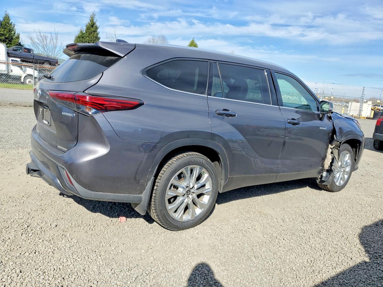 2021 TOYOTA HIGHLANDER HYBRID LIMITED photo 3