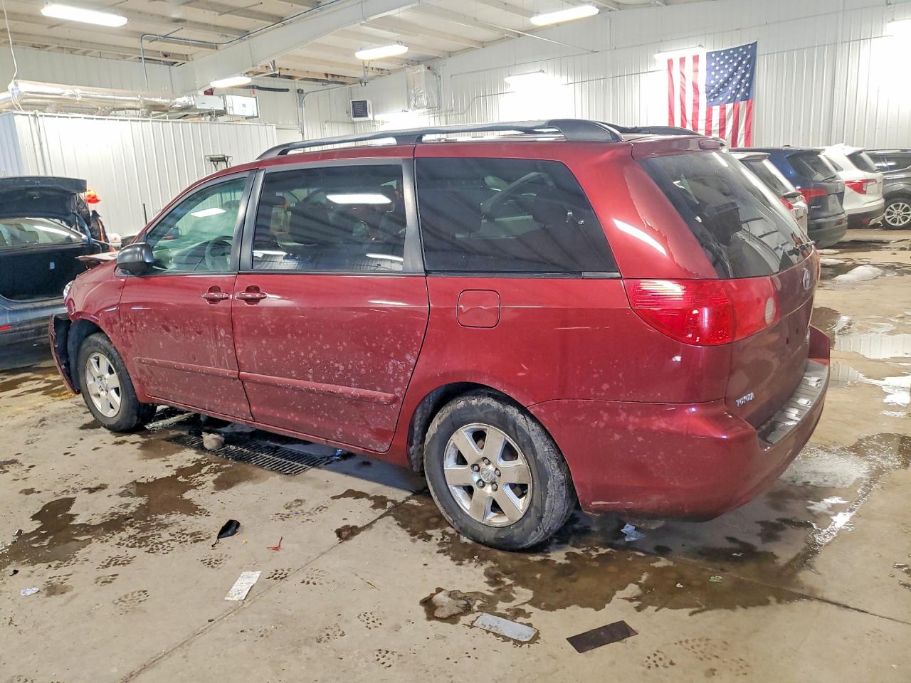 2008 TOYOTA SIENNA LE 7-PASSENGER photo 3