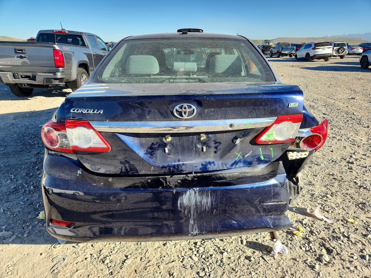 2011 TOYOTA COROLLA LE photo 11