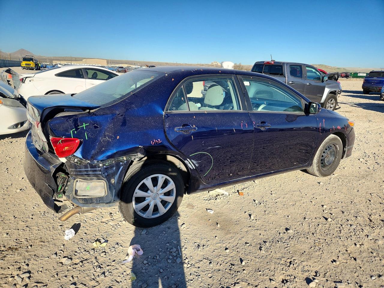 2011 TOYOTA COROLLA LE photo 5