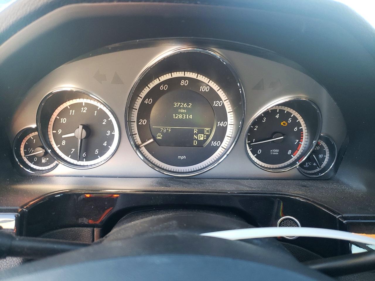 2010 MERCEDES-BENZ E 550 4MATIC photo 25