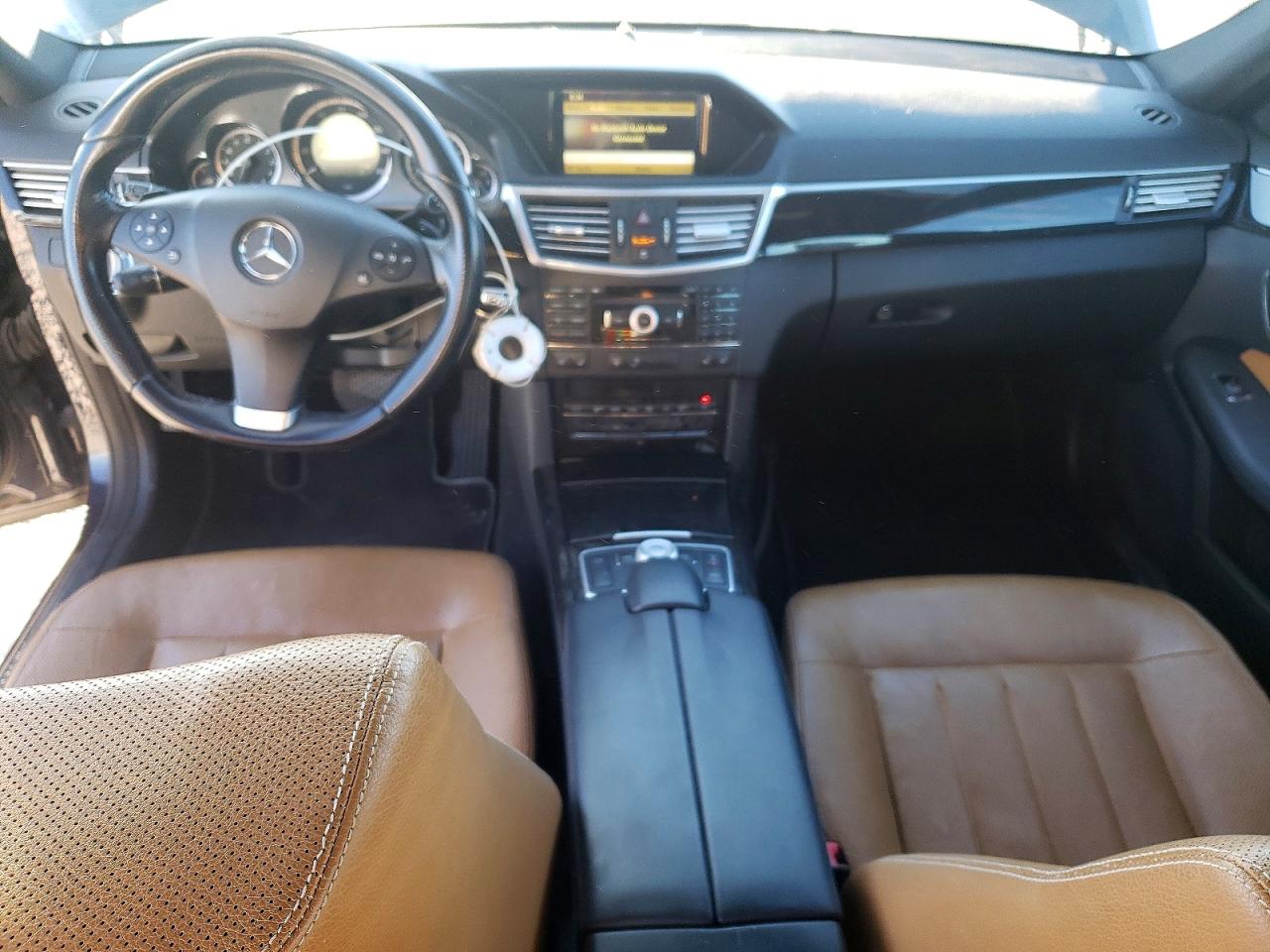 2010 MERCEDES-BENZ E 550 4MATIC photo 22