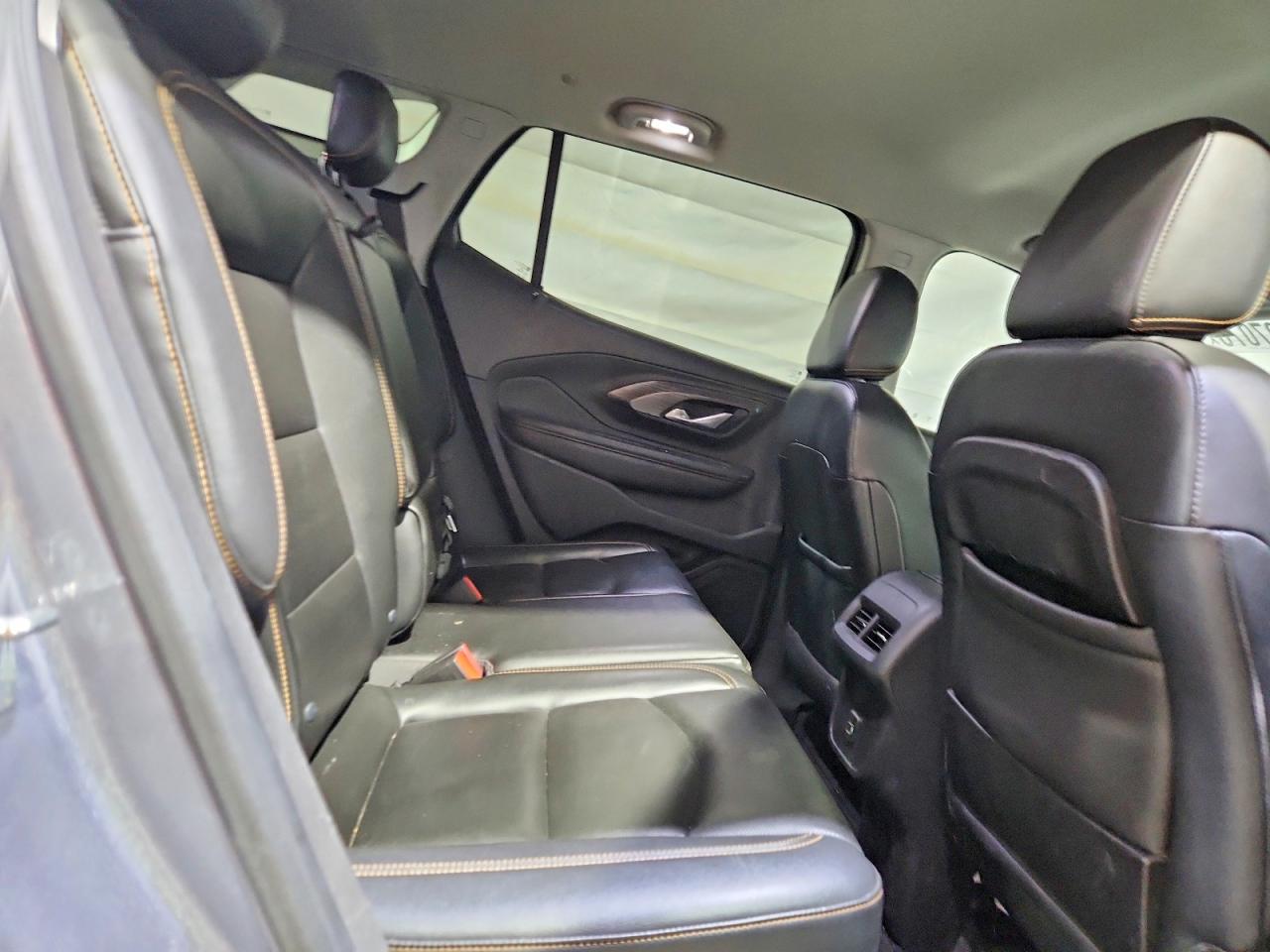2019 GMC TERRAIN SLT photo 11