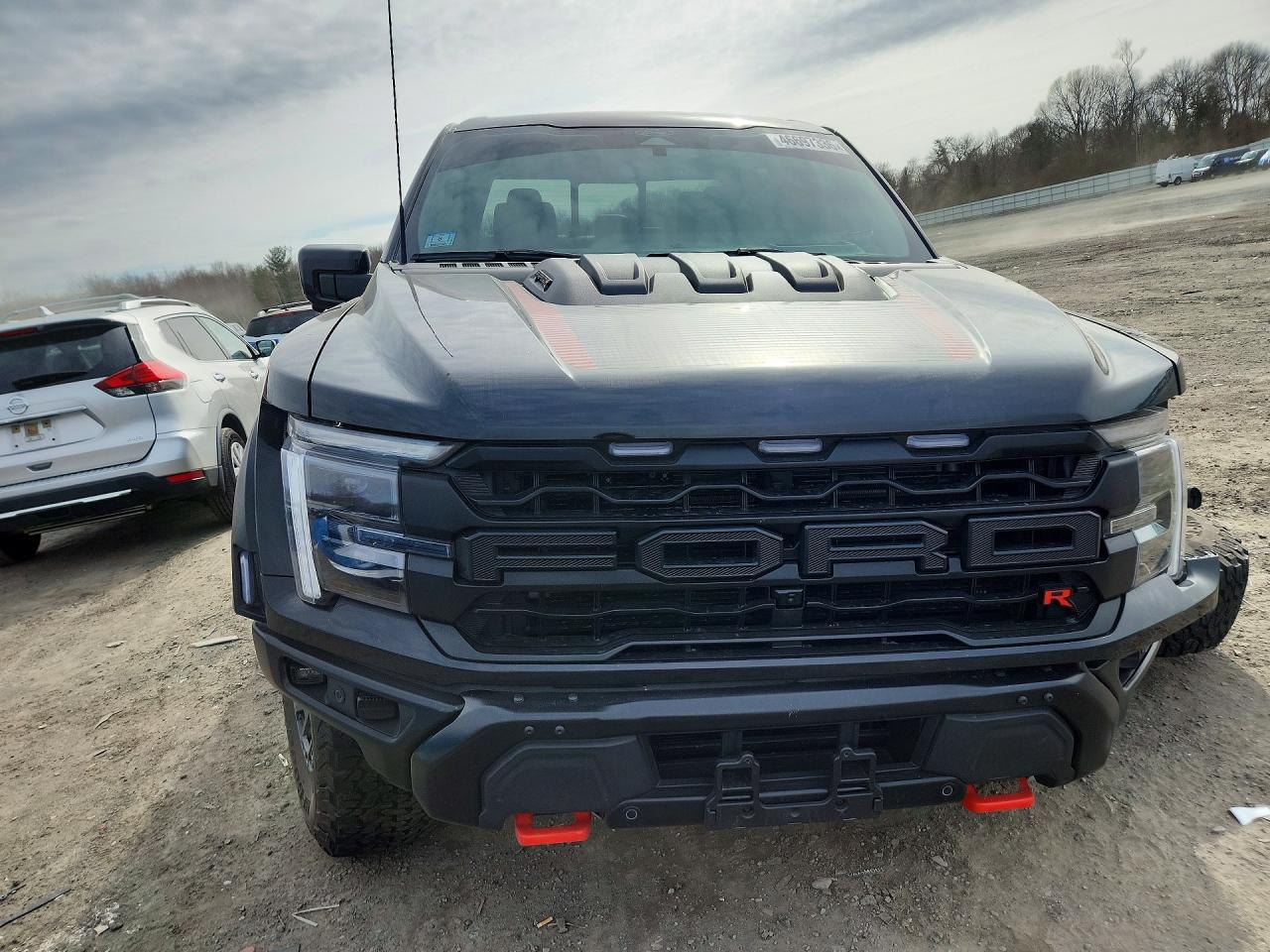 2025 FORD F150 RAPTOR photo 9