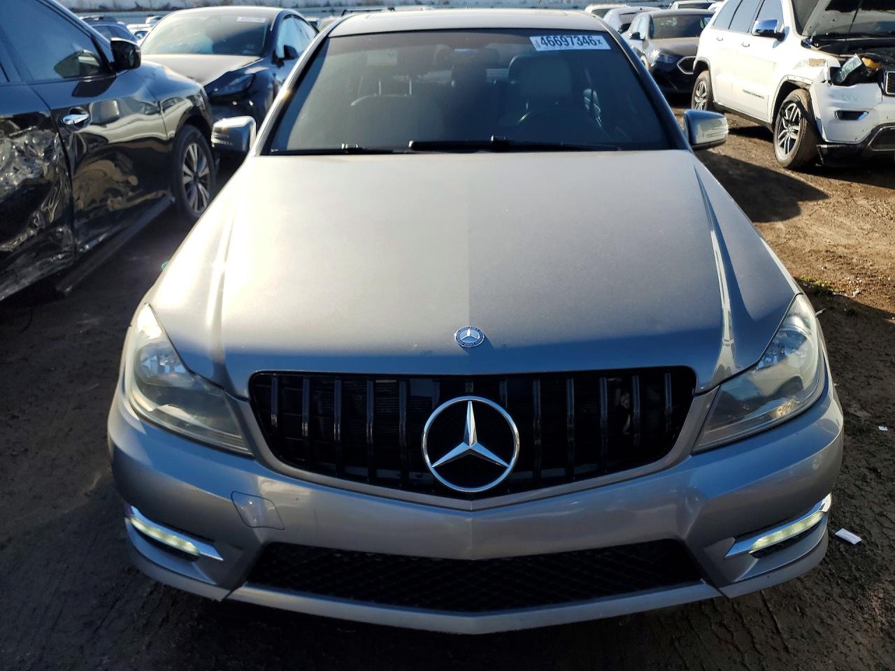 2014 MERCEDES-BENZ C 250 photo 9