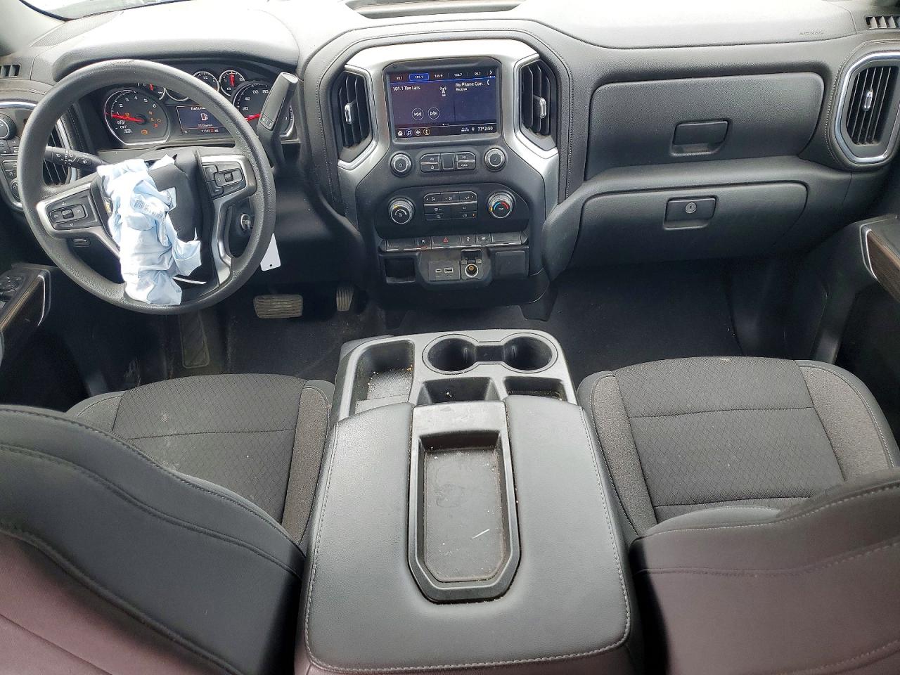 2020 CHEVROLET SILVERADO K1500 LT photo 22