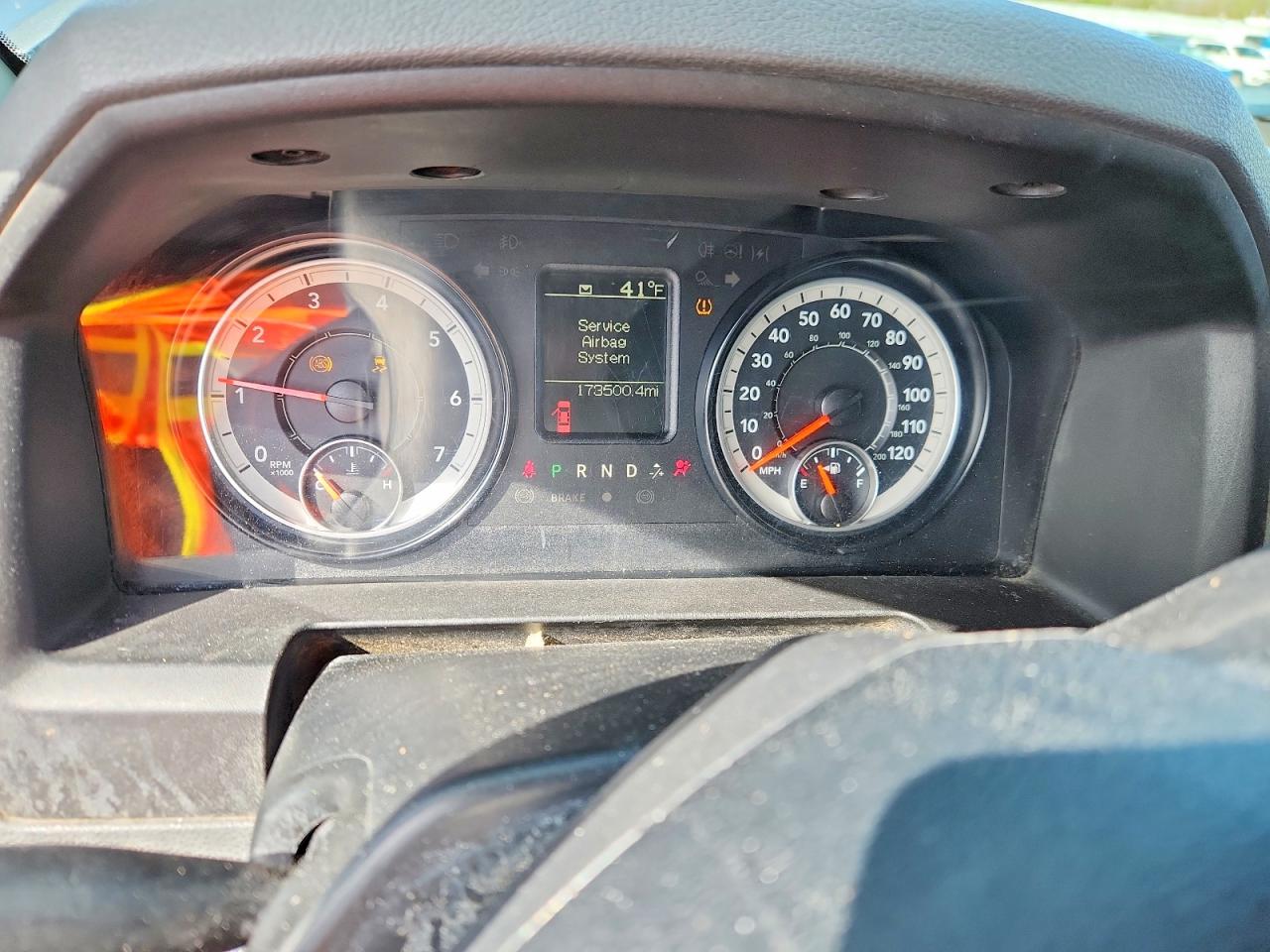 2016 RAM 1500 photo 9