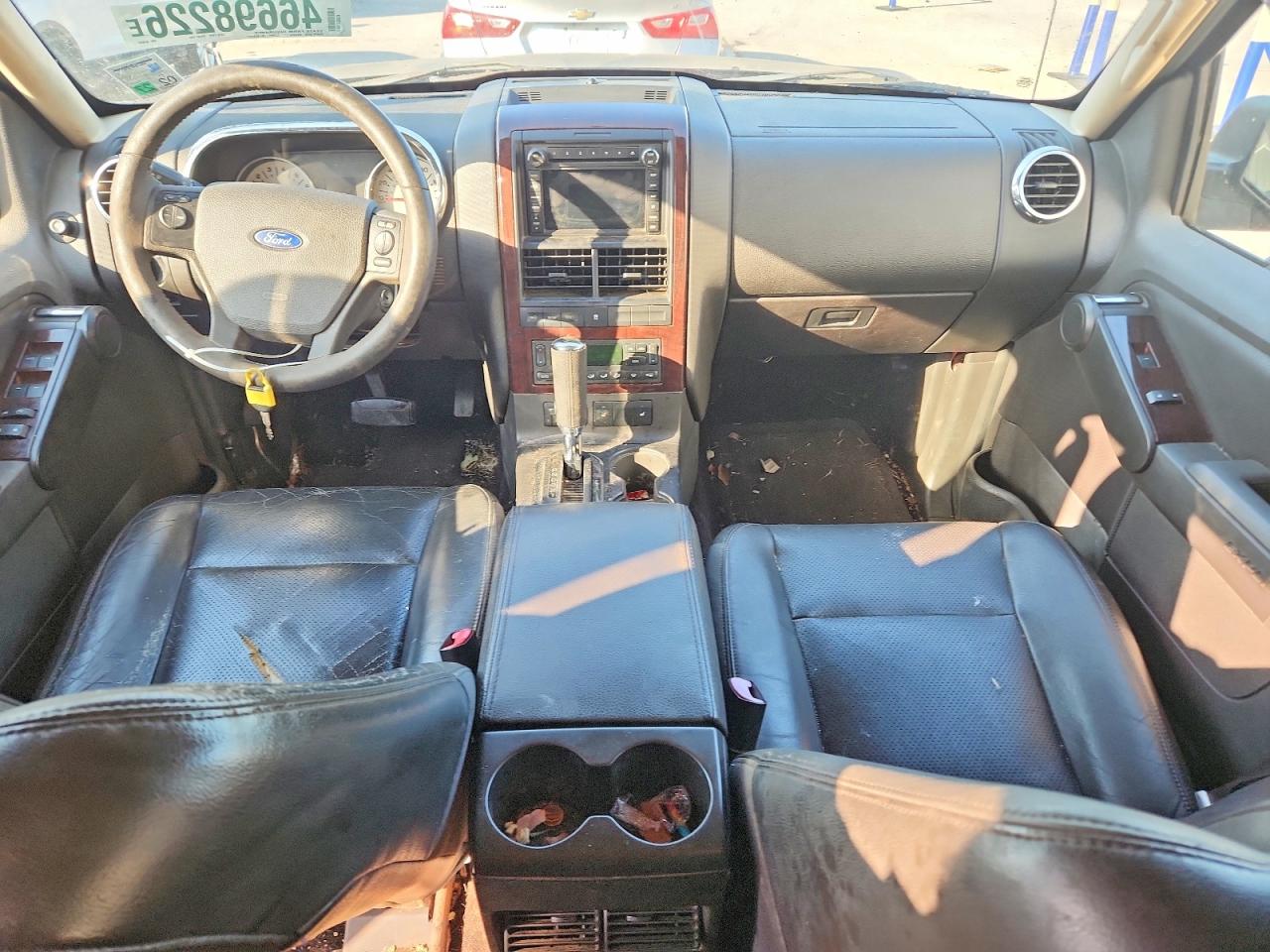 2010 FORD EXPLORER LIMITED photo 8