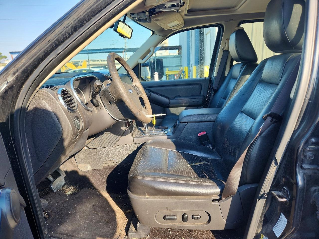 2010 FORD EXPLORER LIMITED photo 7