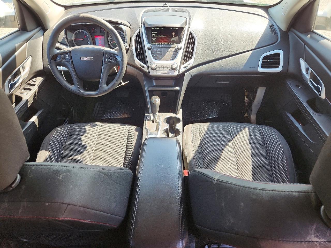 2017 GMC TERRAIN SLE photo 8