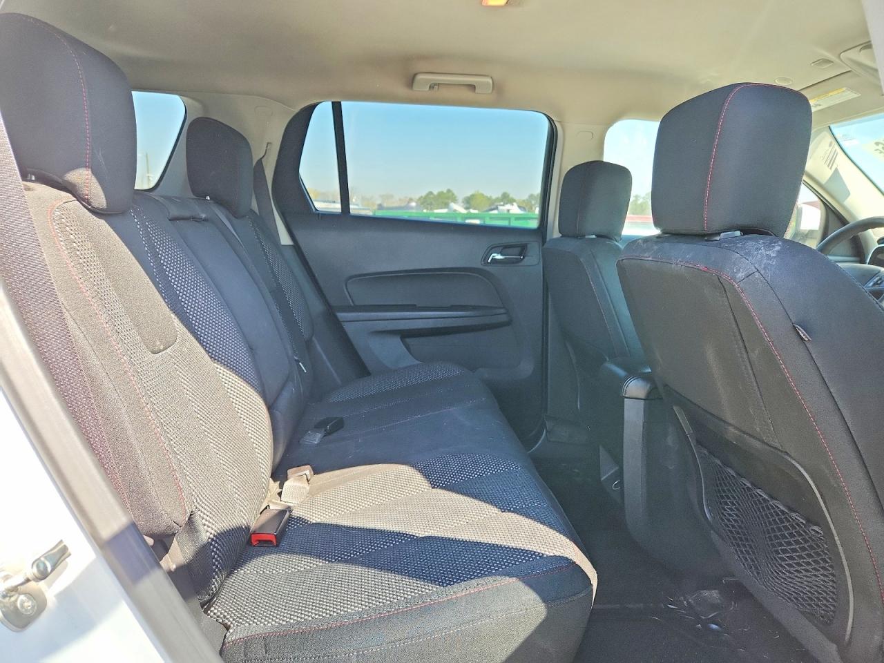 2017 GMC TERRAIN SLE photo 11