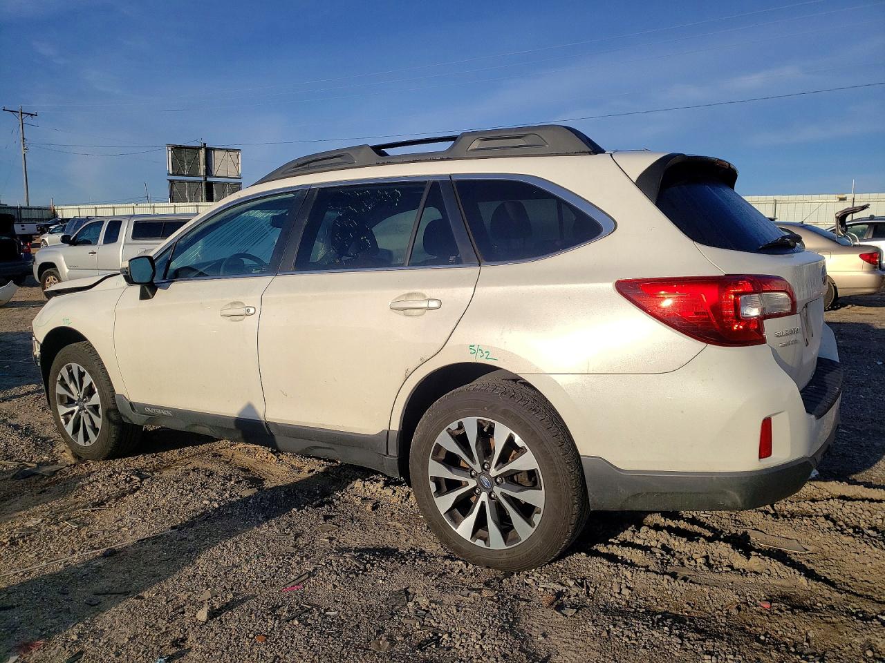 2015 SUBARU OUTBACK 2.5I LIMITED photo 3