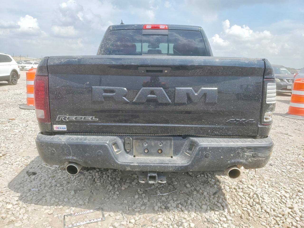 2016 RAM 1500 REBEL photo 11