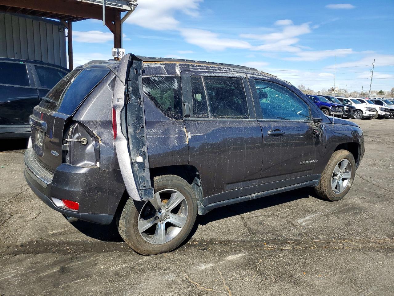 2017 JEEP COMPASS LATITUDE photo 5