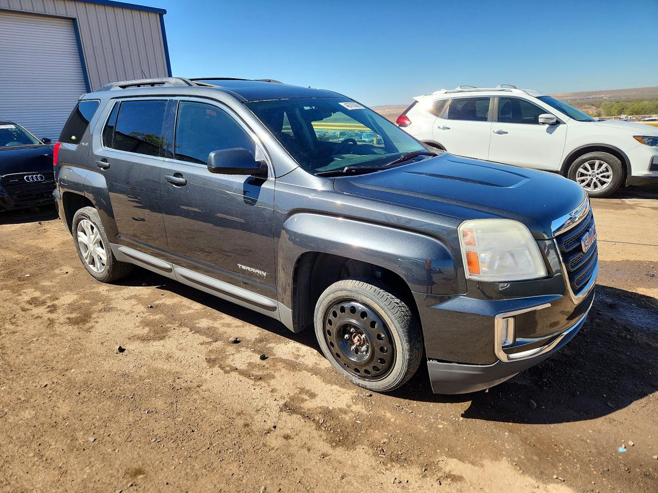 2017 GMC TERRAIN SLE photo 7