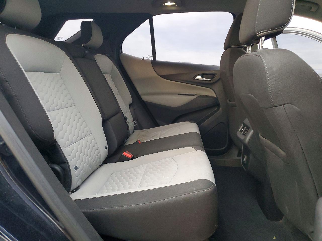 2020 CHEVROLET EQUINOX LS photo 11