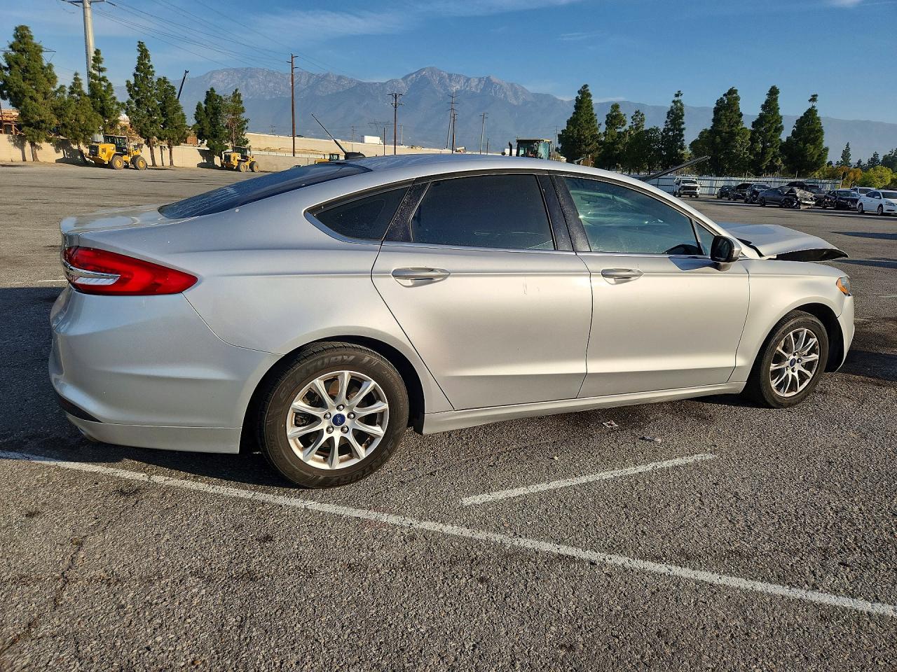 2017 FORD FUSION S photo 5