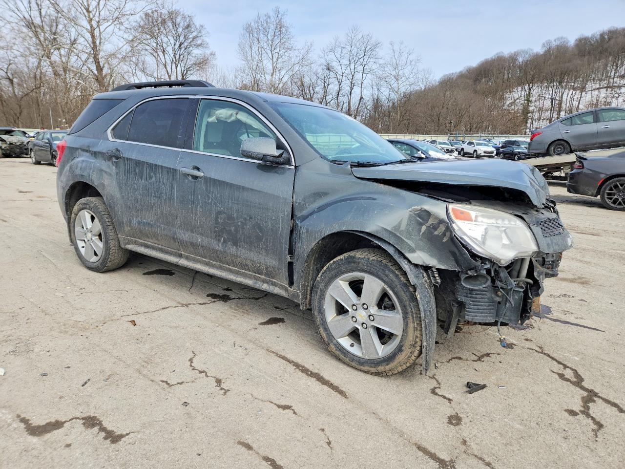 2013 CHEVROLET EQUINOX LT photo 4