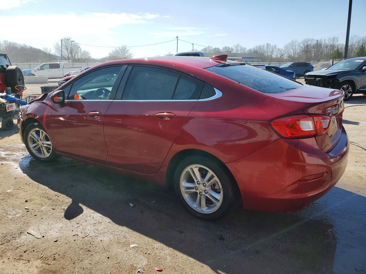 2017 CHEVROLET CRUZE LT photo 3